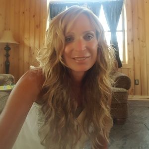 Meet your Posher, Colleen